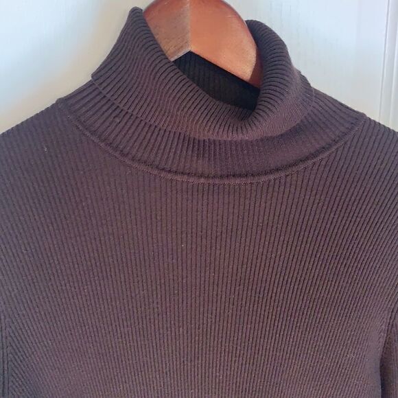Chico’s brown fitted sweater size 1 - Picture 5 of 7